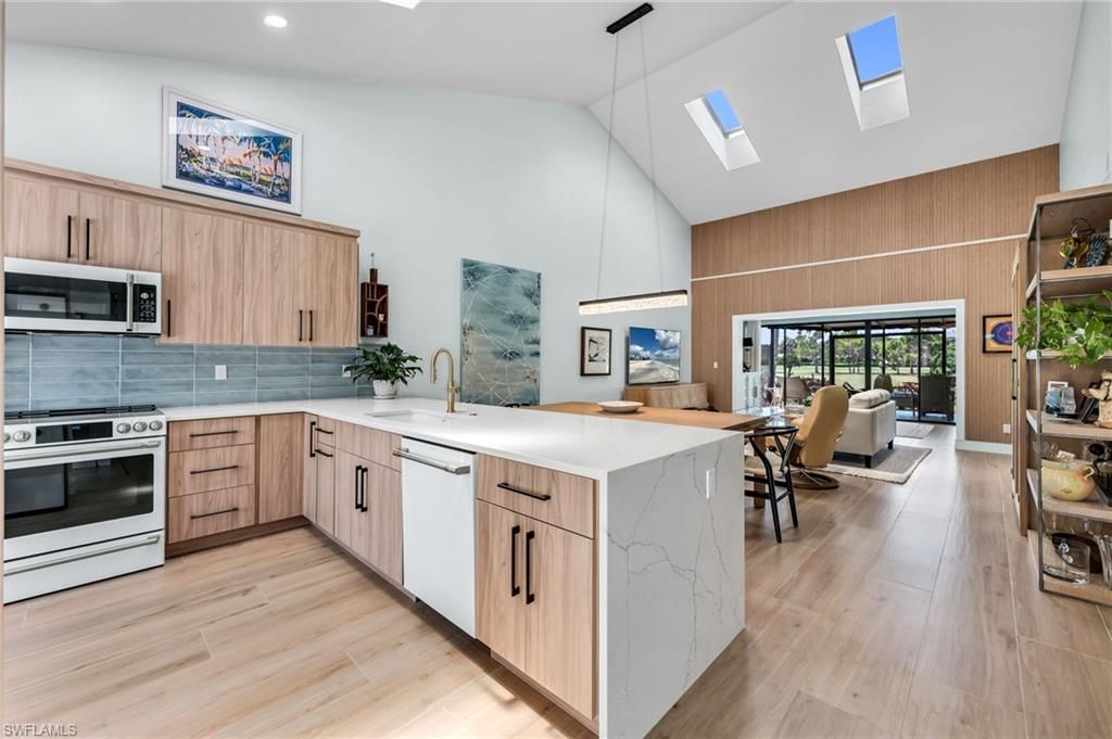 182 Bears Paw TRL, NAPLES, FL 34105 — exterior