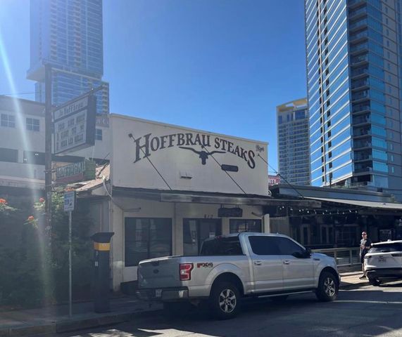 505 W 7th ST 109, Austin, TX 78701