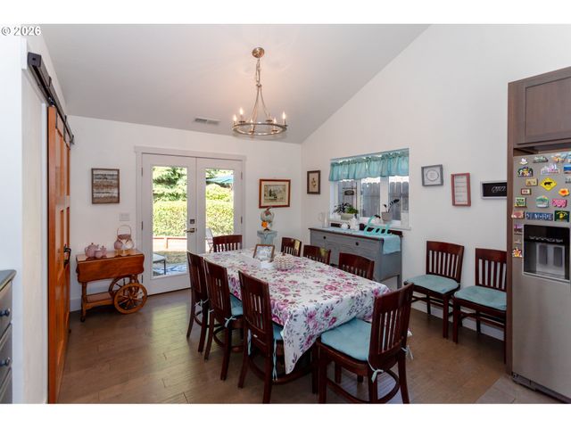 1496 S 57TH St, Springfield, OR 97478