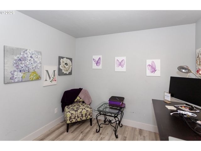 1496 S 57TH St, Springfield, OR 97478