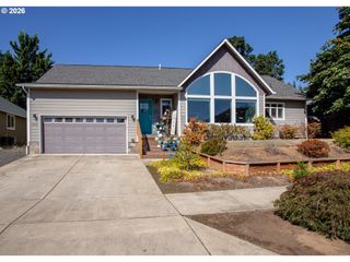1496 S 57TH St, Springfield, OR 97478