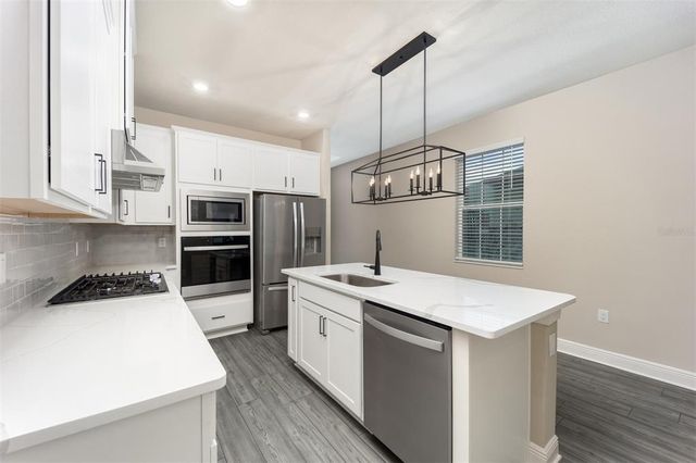 7672 SOMERSWORTH DRIVE, Kissimmee, FL 34747