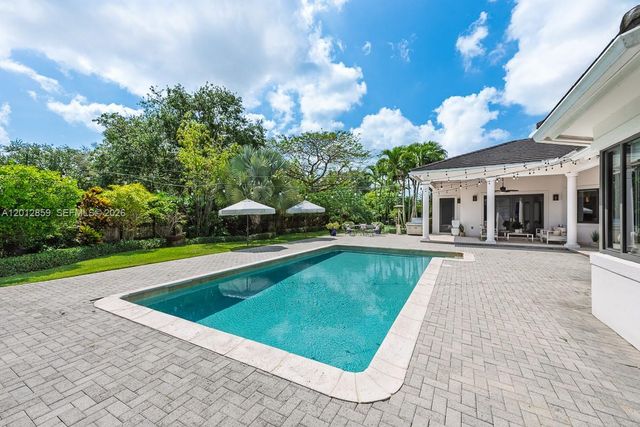 12311 SW 94th Ave, Miami, FL 33176