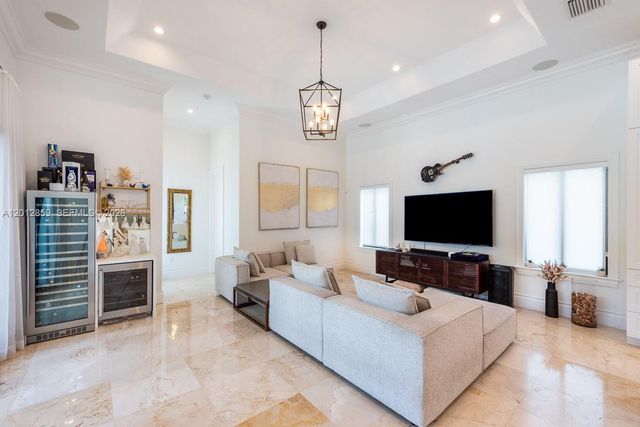 12311 SW 94th Ave, Miami, FL 33176