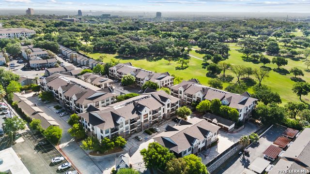 7342 Oak Manor Dr Apt 1302, San Antonio, TX 78229