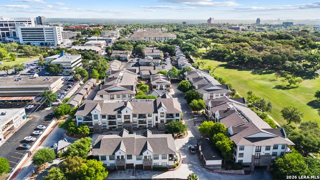 7342 Oak Manor Dr Apt 1302, San Antonio, TX 78229