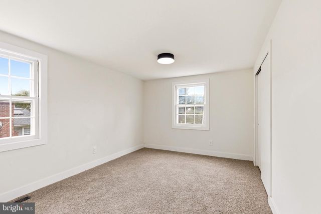 47 NEPTUNE LN, Willingboro, NJ 08046