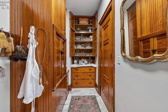 W 610 Washington Street, Sandusky, OH 44870