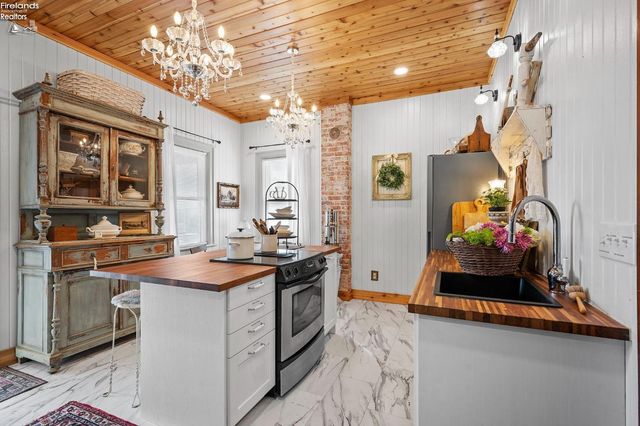 W 610 Washington Street, Sandusky, OH 44870