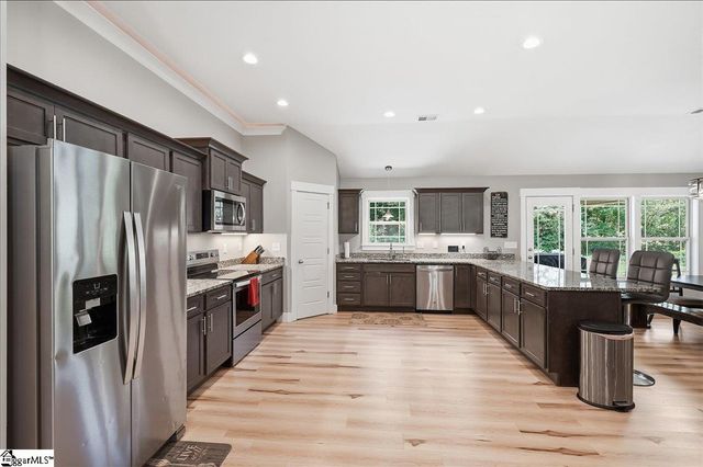 132 Holston Valley Circle, Inman, SC 29349