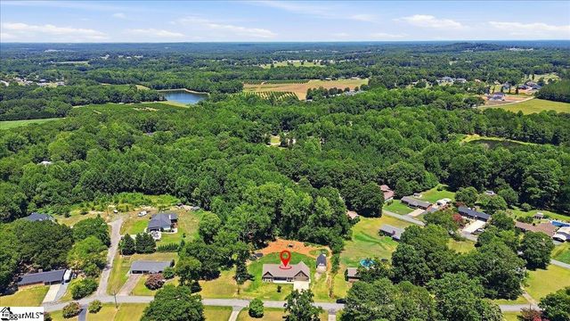 132 Holston Valley Circle, Inman, SC 29349