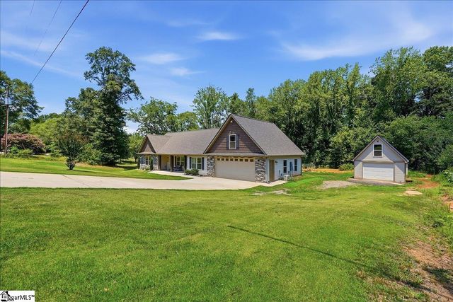 132 Holston Valley Circle, Inman, SC 29349