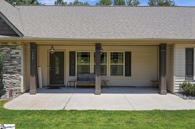 132 Holston Valley Circle, Inman, SC 29349