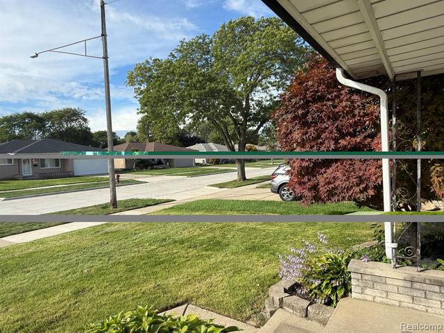 13505 Yvonne Drive, Warren, MI 48088