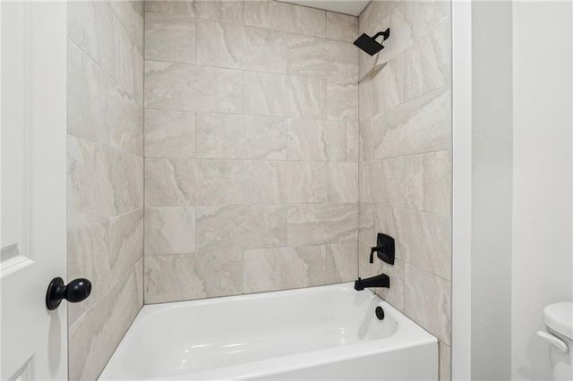 3022 Hosch Retreat Park, Buford, GA 30519