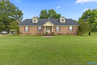 140 Sardis Drive, Boaz, AL 35956