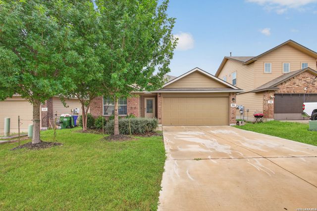 906 Red Crossbill, San Antonio, TX 78253