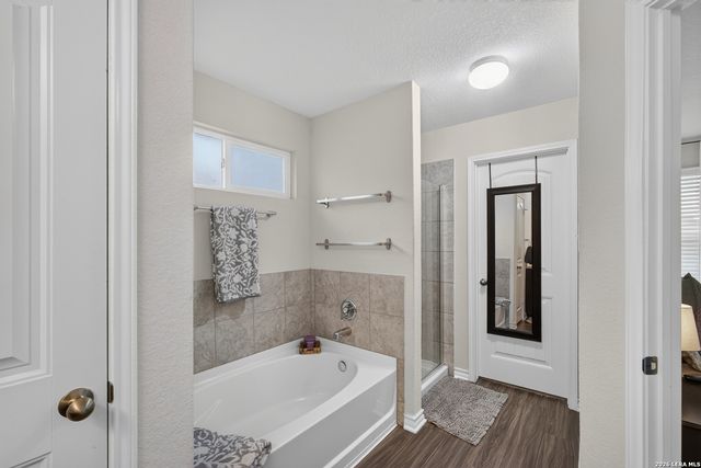 906 Red Crossbill, San Antonio, TX 78253