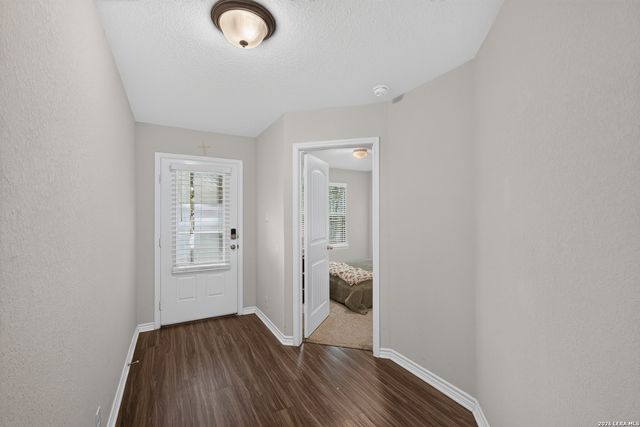 906 Red Crossbill, San Antonio, TX 78253
