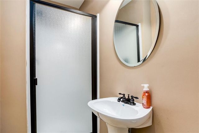 30200 W 185th Street, Gardner, KS 66030