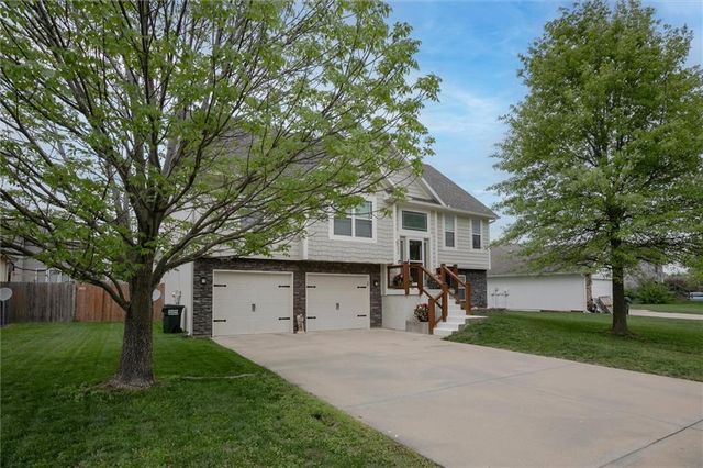 30200 W 185th Street, Gardner, KS 66030