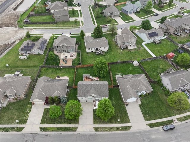 30200 W 185th Street, Gardner, KS 66030