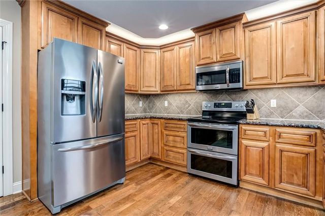 30200 W 185th Street, Gardner, KS 66030