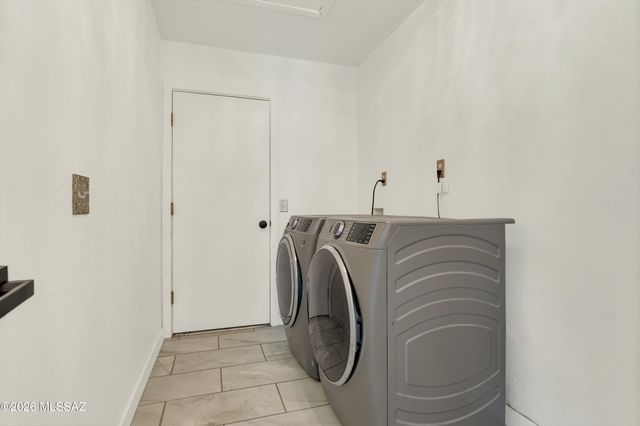 3904 W Rock Basin Lane, Tucson, AZ 85745