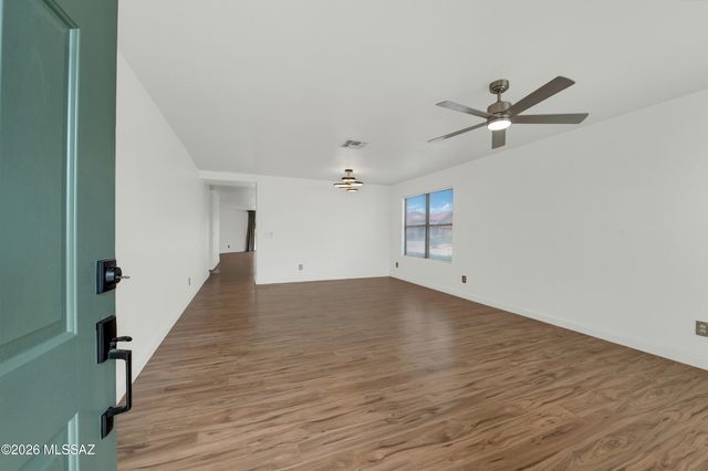 3904 W Rock Basin Lane, Tucson, AZ 85745