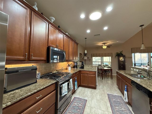 4072 STONE CREEK LOOP, Lake Wales, FL 33859