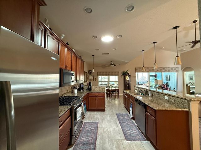 4072 STONE CREEK LOOP, Lake Wales, FL 33859