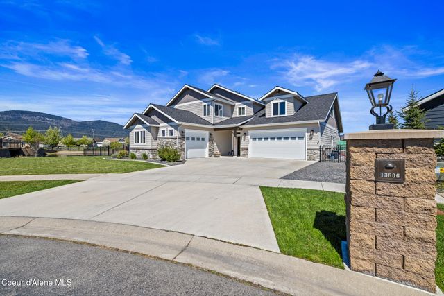 13806 N Treasure Island CT, Rathdrum, ID 83858