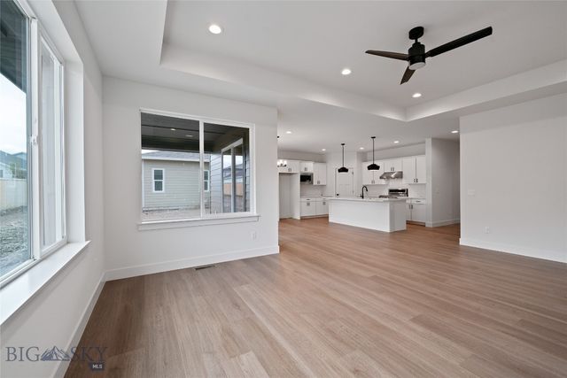 1502 Beeker Lane, Belgrade, MT 59714