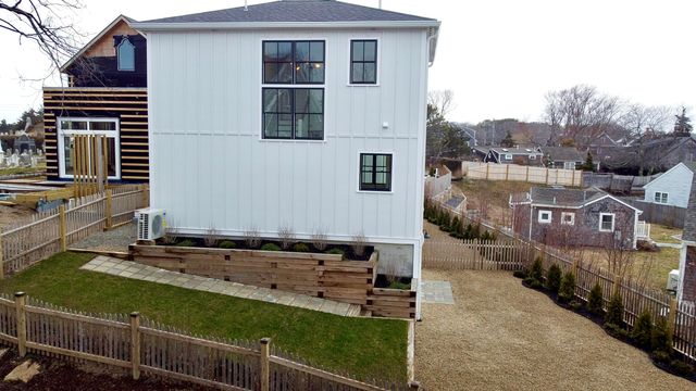 29 Cemetery Road 2, Provincetown, MA 02657