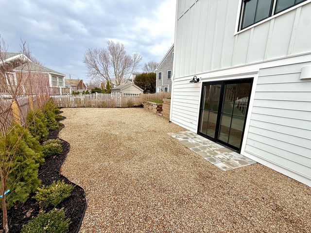 29 Cemetery Road 2, Provincetown, MA 02657