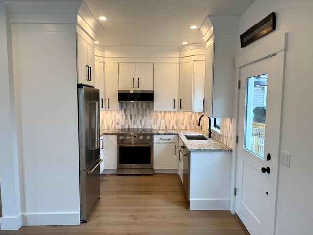 29 Cemetery Road 2, Provincetown, MA 02657