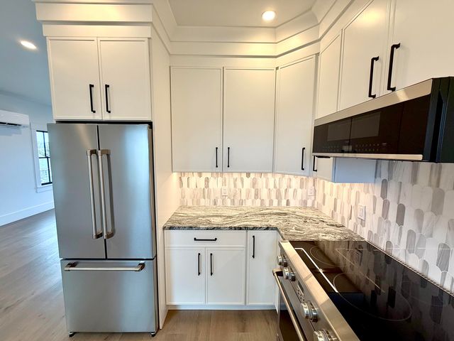 29 Cemetery Road 2, Provincetown, MA 02657