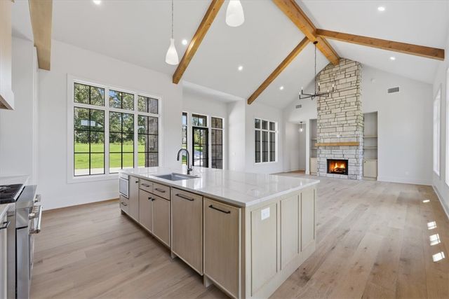625 Cliffs Vista Parkway, Six Mile, SC 29682