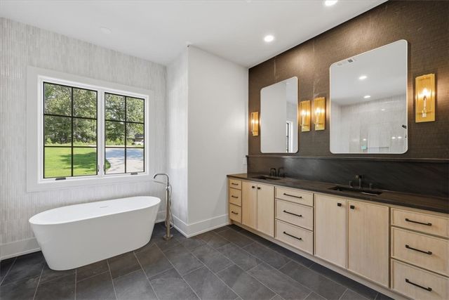 625 Cliffs Vista Parkway, Six Mile, SC 29682