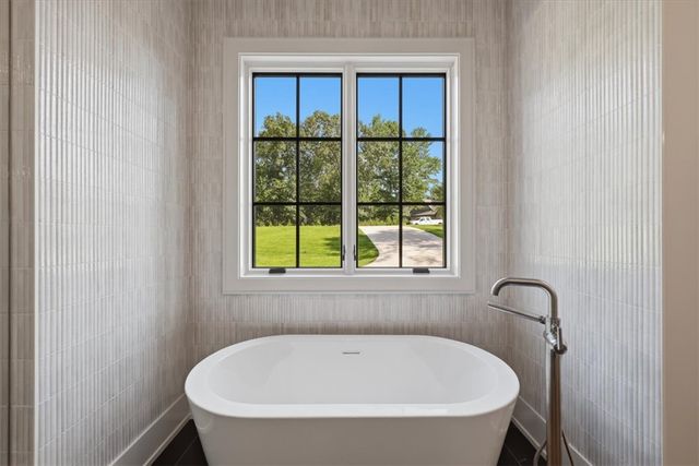 625 Cliffs Vista Parkway, Six Mile, SC 29682