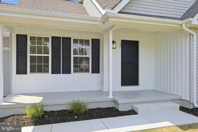 57 ANDIRON LN, Felton, DE 19943