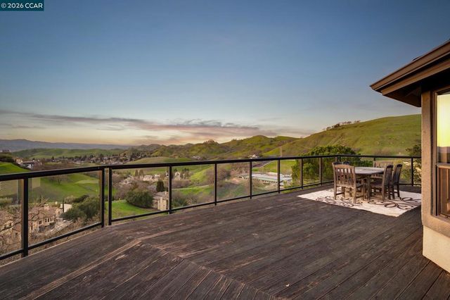 145 145 Sugar Creek Ln, Alamo, CA 94507