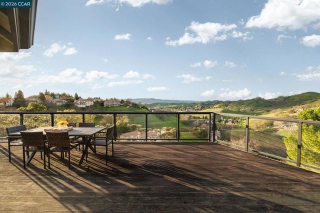 145 145 Sugar Creek Ln, Alamo, CA 94507