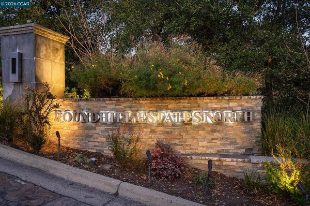 145 145 Sugar Creek Ln, Alamo, CA 94507