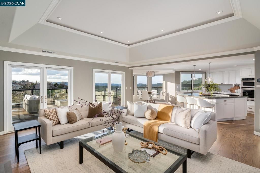 Image 16 of property listing at 145 145 Sugar Creek Ln, Alamo, CA 94507