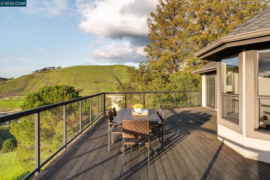 Image 35 of property listing at 145 145 Sugar Creek Ln, Alamo, CA 94507