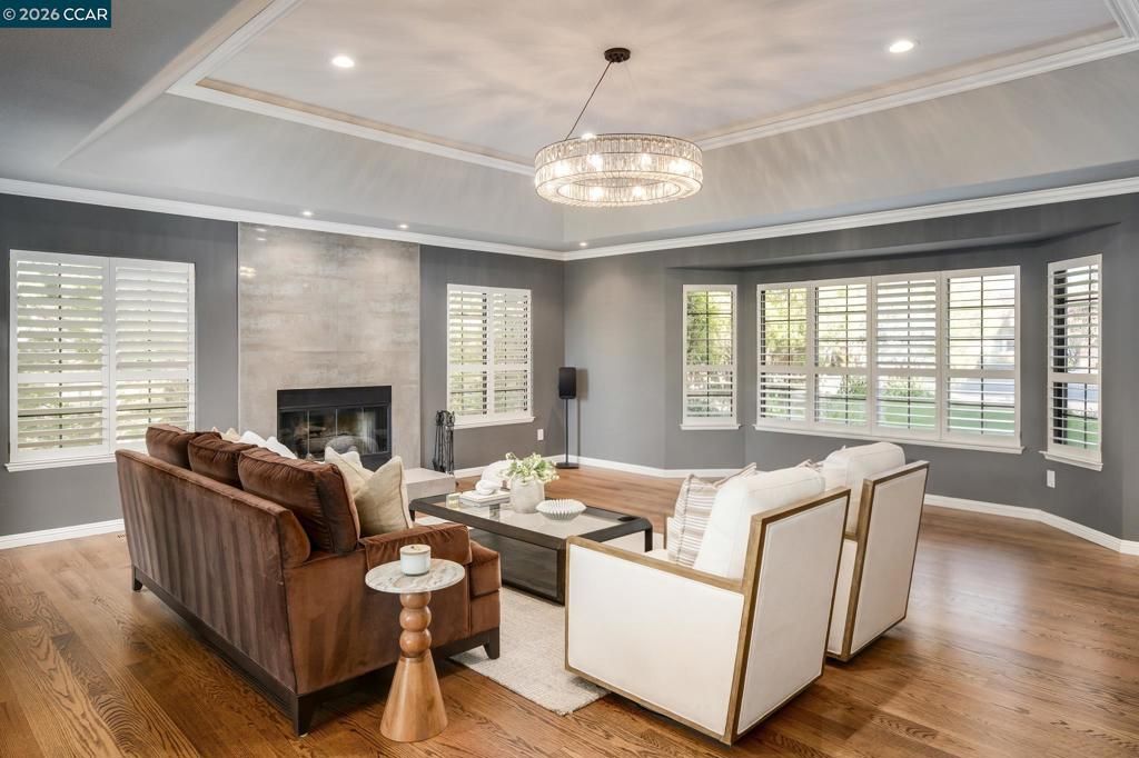 Image 5 of property listing at 145 145 Sugar Creek Ln, Alamo, CA 94507