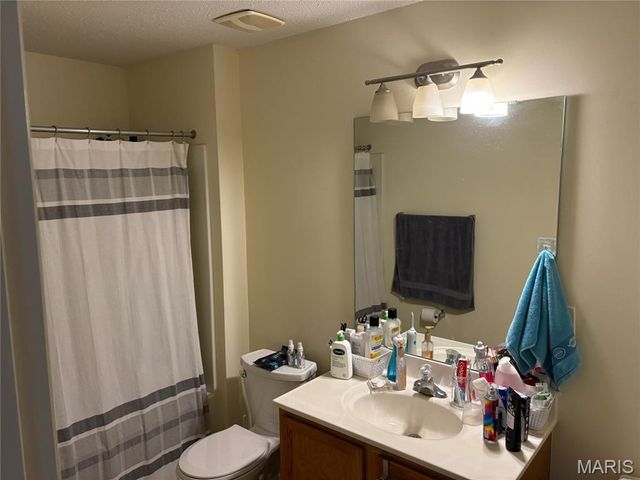 3205 Domain Street 1 & 2, St Charles, MO 63301