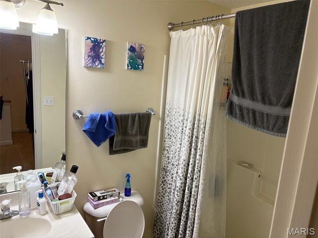 3205 Domain Street 1 & 2, St Charles, MO 63301