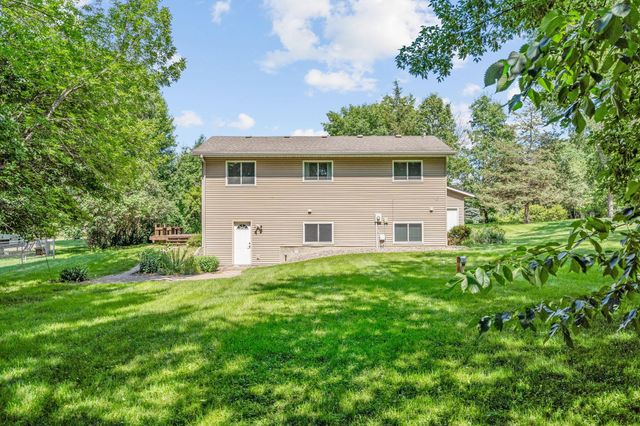 40744 Fenian Way, North Branch, MN 55056
